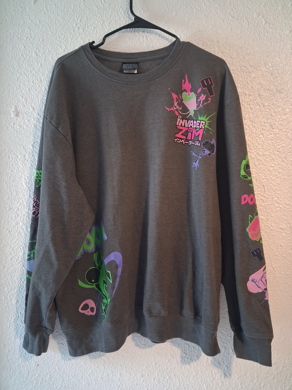 Invader Zim Graphic Crewneck Sweatshirt Gir Biscuits Aliens Neon Accents XL DS